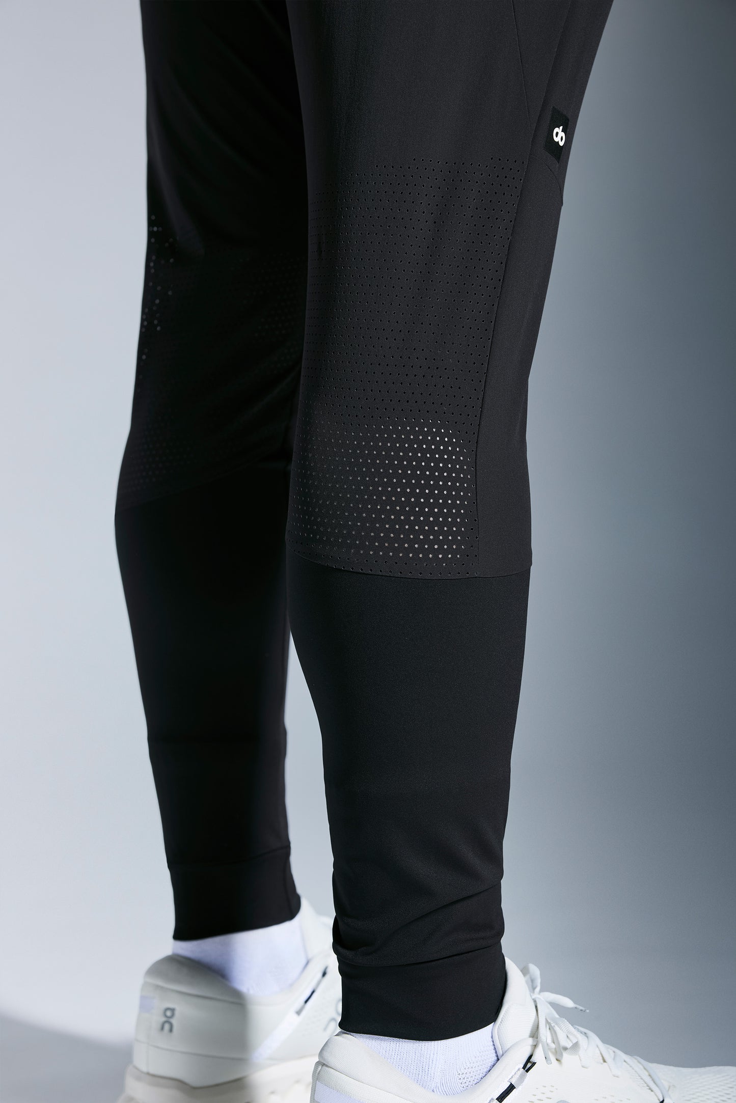 Mens ReRun Black 1/4 Zip and Pants Set