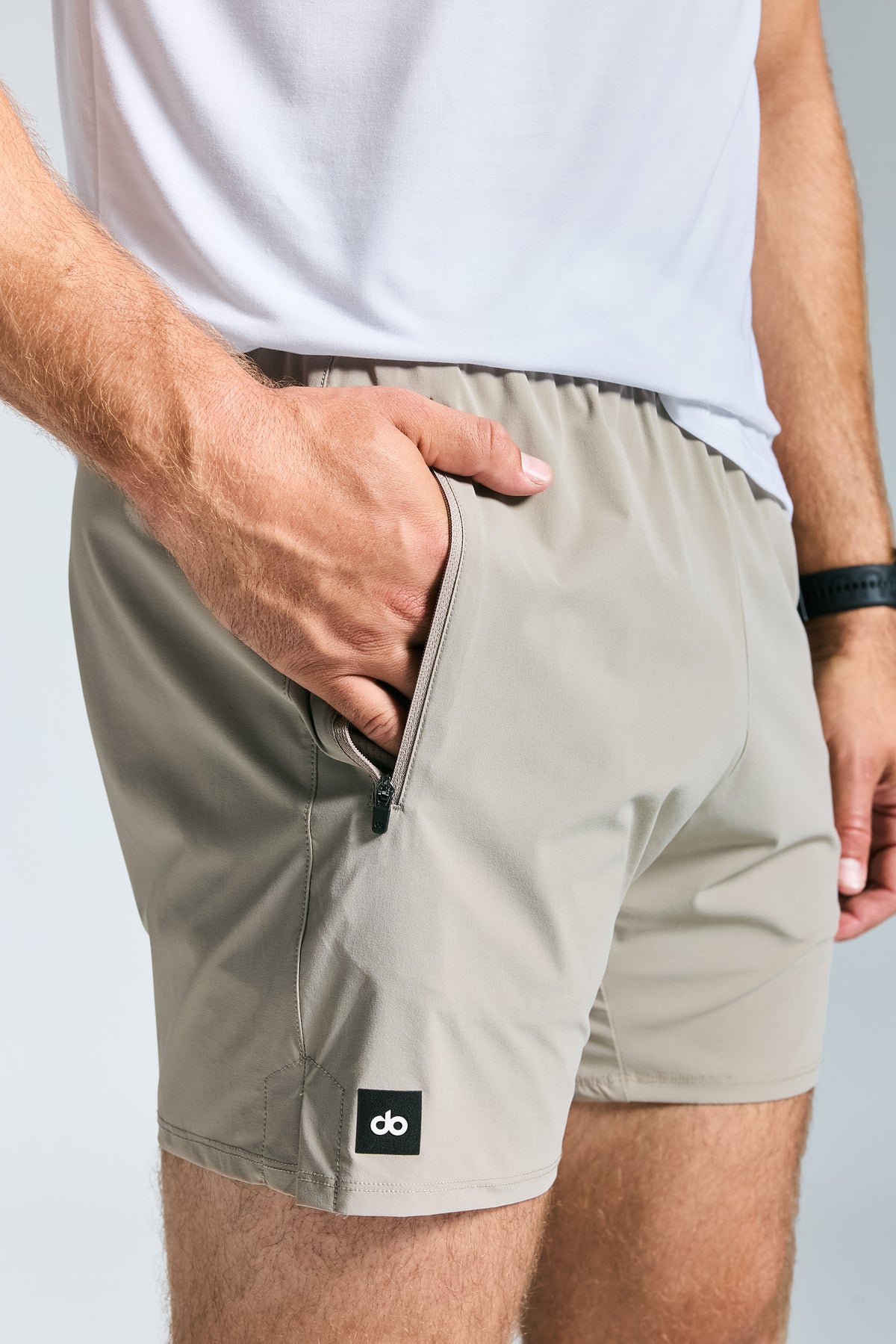 do New Space Mens 5" Tech Short