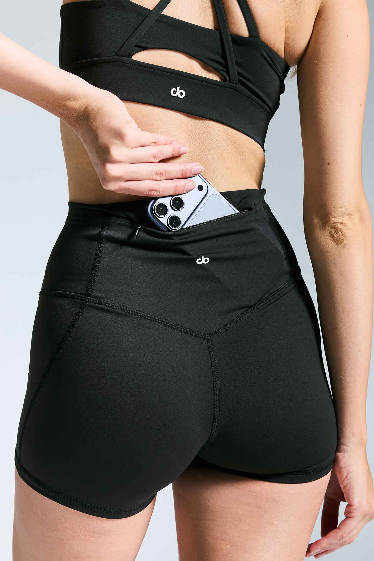 do New Space Womens Contour Short