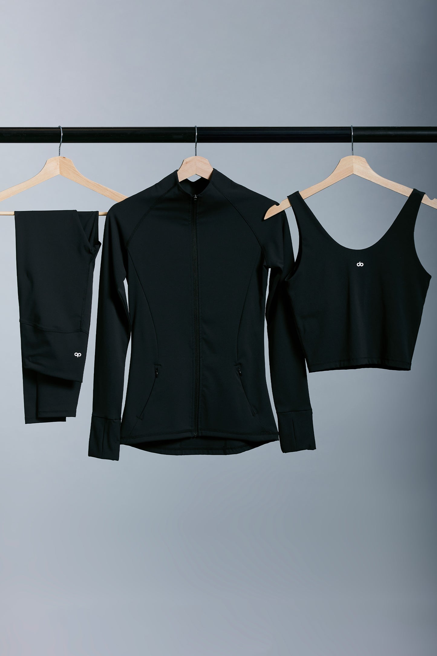 Newspace Womens  Set - Black